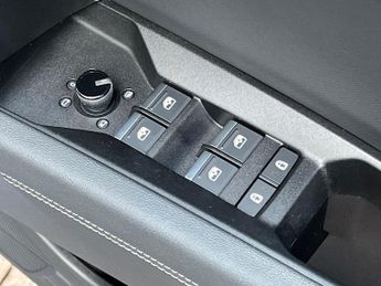 AUDI Q4 220Kw 50 Qtro 82Kwh Black Ed 5Dr Auto [Tech Pack]