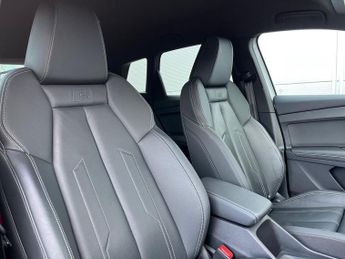 AUDI Q4 220Kw 50 Qtro 82Kwh Black Ed 5Dr Auto [Tech Pack]