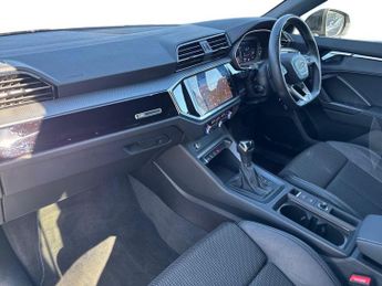 AUDI Q3 35 Tfsi Black Edition 5Dr S Tronic