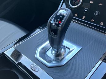 LAND ROVER RANGE ROVER EVOQUE 1.5 P300E 12.2Kwh R-Dynamic S Suv 5Dr Petrol Plug-In Hybrid Auto