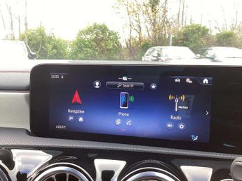 MERCEDES-BENZ CLA Cla 220D Amg Line Executive 4Dr Tip Auto