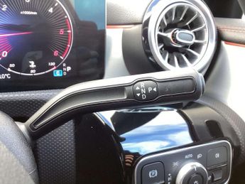 MERCEDES-BENZ CLA Cla 220D Amg Line Executive 4Dr Tip Auto