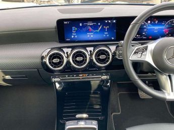 MERCEDES-BENZ CLA Cla 180 Sport Edition 4Dr Tip Auto