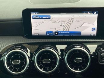 MERCEDES-BENZ CLA Cla 180 Sport Edition 4Dr Tip Auto