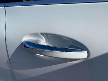 Mercedes-Benz EQA Eqa 250 140Kw Amg Line 66.5Kwh 5Dr Auto