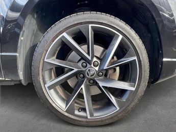 SKODA KAROQ 1.5 Tsi Act Sportline Suv 5Dr Petrol Dsg Euro 6 (S/S) (150 Ps)