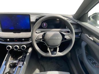 SKODA SUPERB 1.5 Tsi E-Tec Mhev Sportline Hatchback 5Dr Petrol Hybrid Dsg Eur