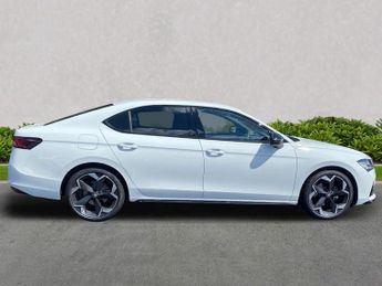 SKODA SUPERB 1.5 Tsi E-Tec Mhev Sportline Hatchback 5Dr Petrol Hybrid Dsg Eur