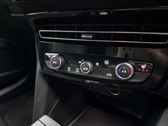 VAUXHALL MOKKA 50Kwh Ultimate Suv 5Dr Electric Auto (136 Ps)