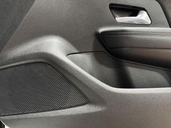 VAUXHALL MOKKA 50Kwh Ultimate Suv 5Dr Electric Auto (136 Ps)