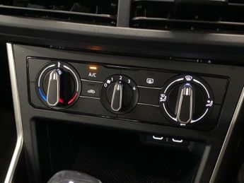 VOLKSWAGEN POLO 1.0 Tsi Life Hatchback 5Dr Petrol Dsg Euro 6 (S/S) (95 Ps)