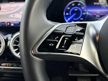 MERCEDES-BENZ EQA Eqa 250+ 140Kw Sport Executive 70.5Kwh 5Dr Auto