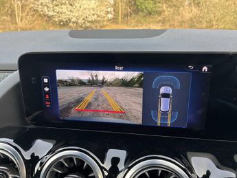 MERCEDES-BENZ EQA Eqa 250+ 140Kw Sport Executive 70.5Kwh 5Dr Auto