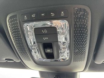 MERCEDES-BENZ CLA Cla 200 Amg Line Premium + Night Ed 4Dr Tip Auto