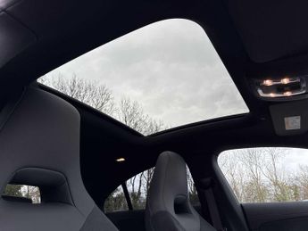 MERCEDES-BENZ CLA Cla 200 Amg Line Premium + Night Ed 4Dr Tip Auto