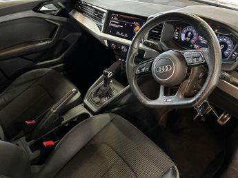 AUDI A1 1.0 Tfsi 30 Black Edition Sportback 5Dr Petrol S Tronic Euro 6 (