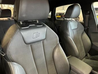 AUDI A4 2.0 Tfsi 35 S Line Saloon 4Dr Petrol S Tronic Euro 6 (S/S) (150 