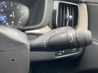 VOLVO XC60 2.0 B5 Mhev Inscription Pro Suv 5Dr Petrol Hybrid Auto Awd Euro 