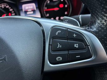 MERCEDES-BENZ GLC Glc 220D 4Matic Amg Line Premium 5Dr 9G-Tronic