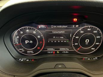 AUDI Q2 Audi Q2 S Line Black Ed 35 Tfs