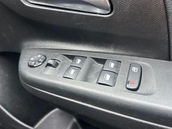 VAUXHALL CORSA 50Kwh Anniversary Edition Hatchback 5Dr Electric Auto (136 Ps)