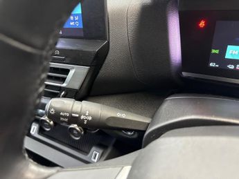 CITROEN C4 50Kwh Shine Hatchback 5Dr Electric Auto (136 Ps)