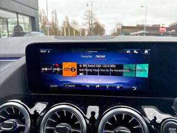 MERCEDES-BENZ EQA Eqa 250+ 140Kw Sport Executive 70.5Kwh 5Dr Auto