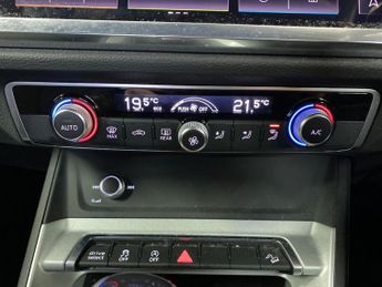 AUDI Q3 1.5 Tfsi Cod 35 Sport Suv 5Dr Petrol S Tronic Euro 6 (S/S) (150 