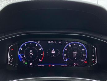 VOLKSWAGEN T-ROC 1.5 Tsi Gpf Evo R-Line Suv 5Dr Petrol Dsg Euro 6 (S/S) (150 Ps)