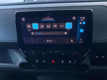 VOLKSWAGEN ID. BUZZ Pro 77Kwh Commerce Panel Van 5Dr Electric Auto (204 Ps)