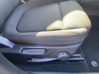 FORD FOCUS 1.0T Ecoboost Mhev Titanium Estate 5Dr Petrol Hybrid Dct Euro 6 