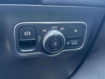 MERCEDES-BENZ EQA Eqa 250+ 140Kw Sport Executive 70.5Kwh 5Dr Auto