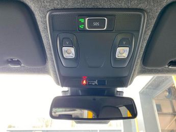 RENAULT CLIO 1.6 E-Tech Techno Hatchback 5Dr Petrol Hybrid Auto Euro 6 (S/S) 