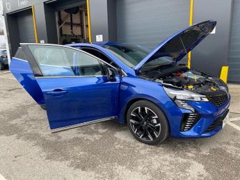 RENAULT CLIO 1.6 E-Tech Techno Hatchback 5Dr Petrol Hybrid Auto Euro 6 (S/S) 