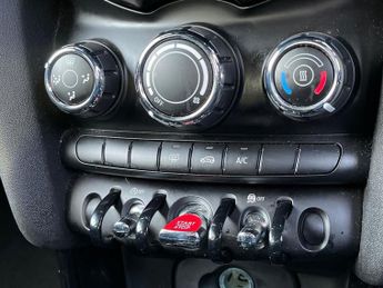 MINI HATCHBACK 1.5 Cooper Hatchback 3Dr Petrol Steptronic Euro 6 (S/S) (136 Ps)