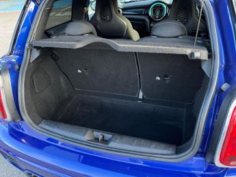 MINI HATCHBACK 1.5 Cooper Hatchback 3Dr Petrol Steptronic Euro 6 (S/S) (136 Ps)