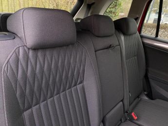 VOLKSWAGEN TIGUAN ALLSPACE 1.5 Tsi Life Suv 5Dr Petrol Dsg Euro 6 (S/S) (150 Ps)