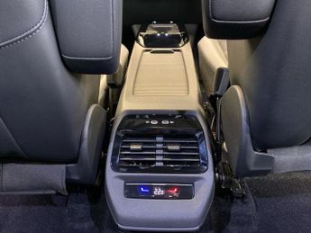 VOLKSWAGEN ID.5 Id.5 Style 77Kwh Pro Performance 204Ps 1-Speed Automatic 5 Door