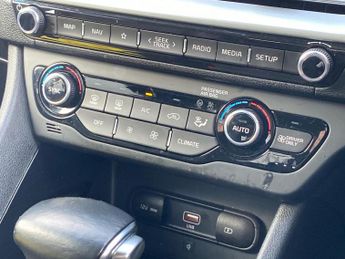 KIA NIRO Niro 1.6 Gdi Hybrid 3 5Dr Dct Estate