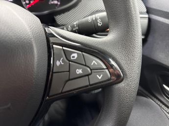 DACIA SANDERO STEPWAY 1.0 Tce Expression Hatchback 5Dr Petrol Cvt Euro 6 (S/S) (90 Ps)