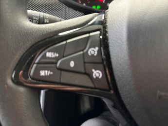 DACIA SANDERO STEPWAY 1.0 Tce Expression Hatchback 5Dr Petrol Cvt Euro 6 (S/S) (90 Ps)