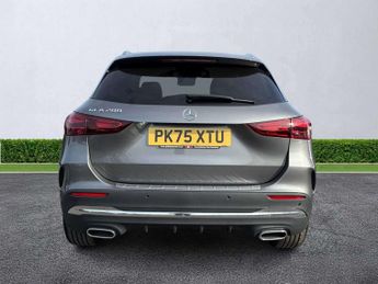 MERCEDES-BENZ GLA Gla 200 Amg Line Executive 5Dr Auto
