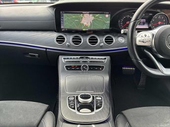 MERCEDES-BENZ E CLASS E 200 Amg Line 5Dr 9G-Tronic