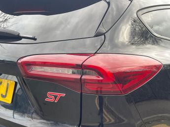 FORD FOCUS 2.3T Ecoboost St Estate 5Dr Petrol Auto Euro 6 (S/S) (280 Ps)