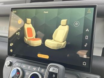 LAND ROVER DEFENDER 2.0 P300E X-Dynamic Se 110 5Dr Auto