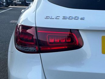 MERCEDES-BENZ GLC Glc 300D 4Matic Amg Line Premium Pls 5Dr 9G-Tronic