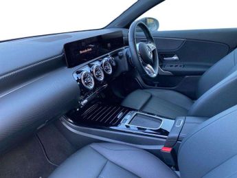 MERCEDES-BENZ A CLASS A200 Sport Executive 5Dr Auto