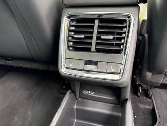 SKODA ENYAQ 82Kwh Vrs Coupe 5Dr Electric Auto 4Wd (Dc175Kw) (340 Ps)