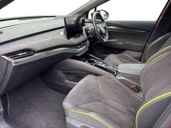 SKODA ENYAQ 82Kwh Vrs Coupe 5Dr Electric Auto 4Wd (Dc175Kw) (340 Ps)