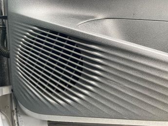 VOLKSWAGEN ID.3 Pro Performance 58Kwh Life Hatchback 5Dr Electric Auto (204 Ps)